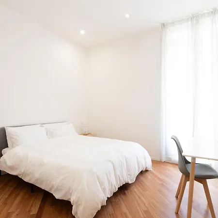 Via Melo Tlm アパート *